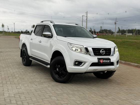 NISSAN FRONTIER 2.3 16V TURBO DIESEL LE CD 4X4 AUTOMÁTICO